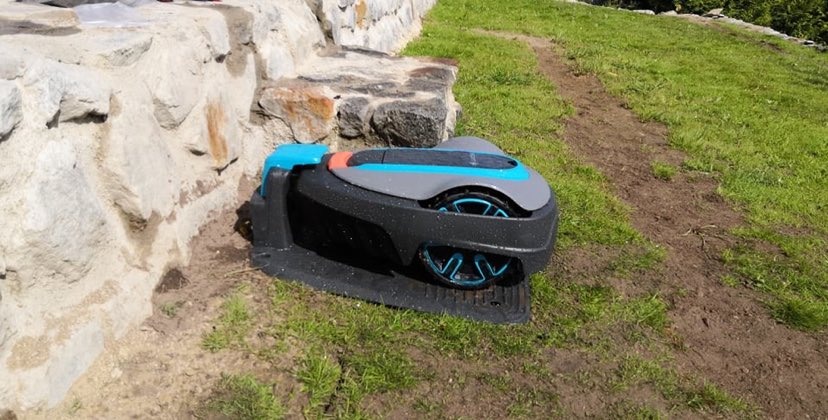 Instalace robotické sekačky Gardena Smart, Smart zahrady Polná 11.jpg